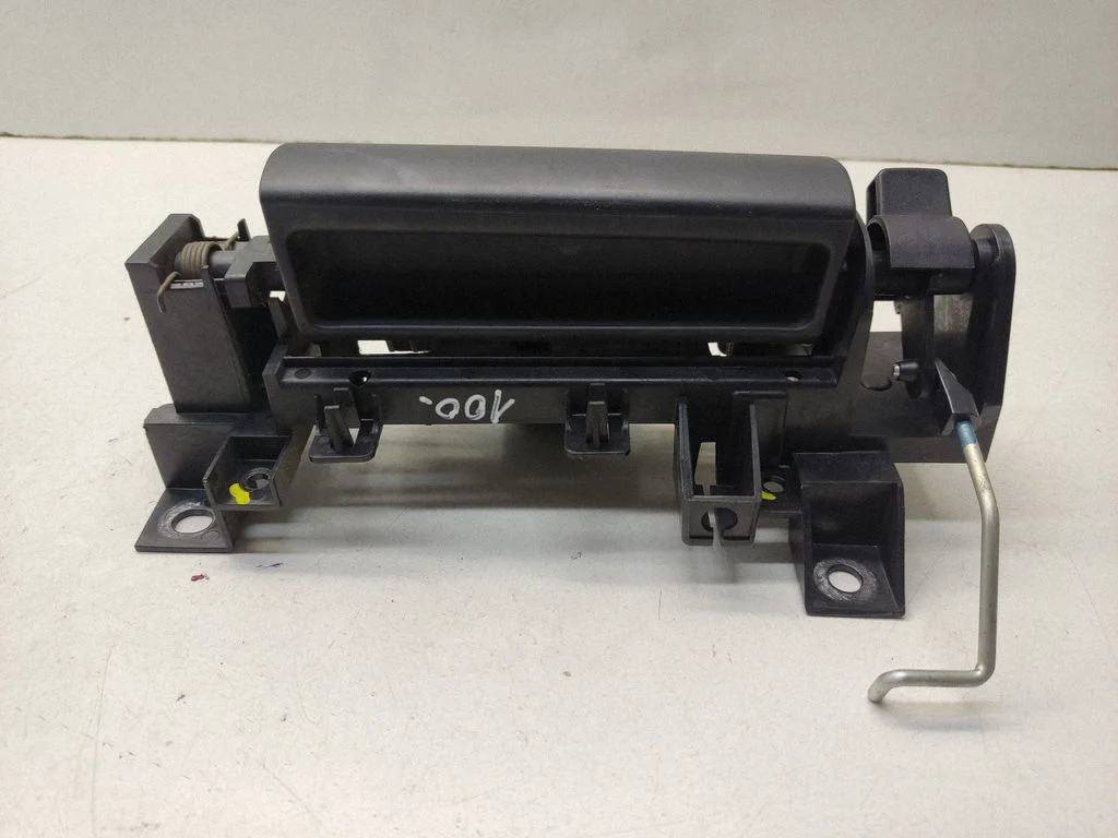 Sliding door interior handle – Chrysler Grand Voyager V (2007-2015)