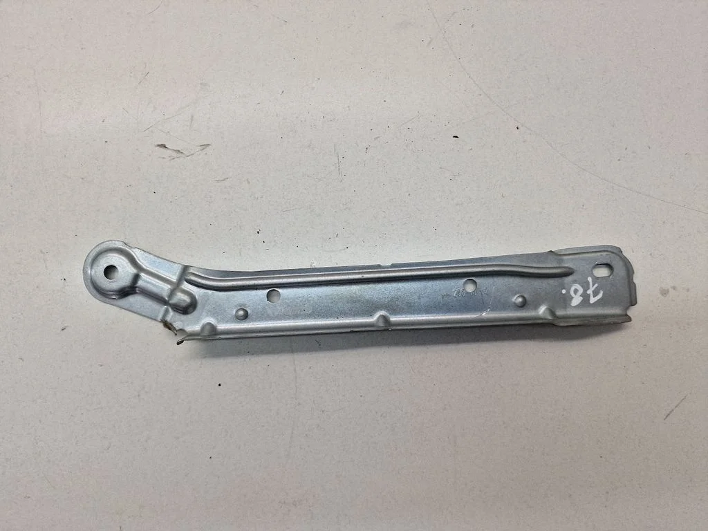Armatuurlaua ristraam – BMW 5-seeria F10 F11 (2009-2016)