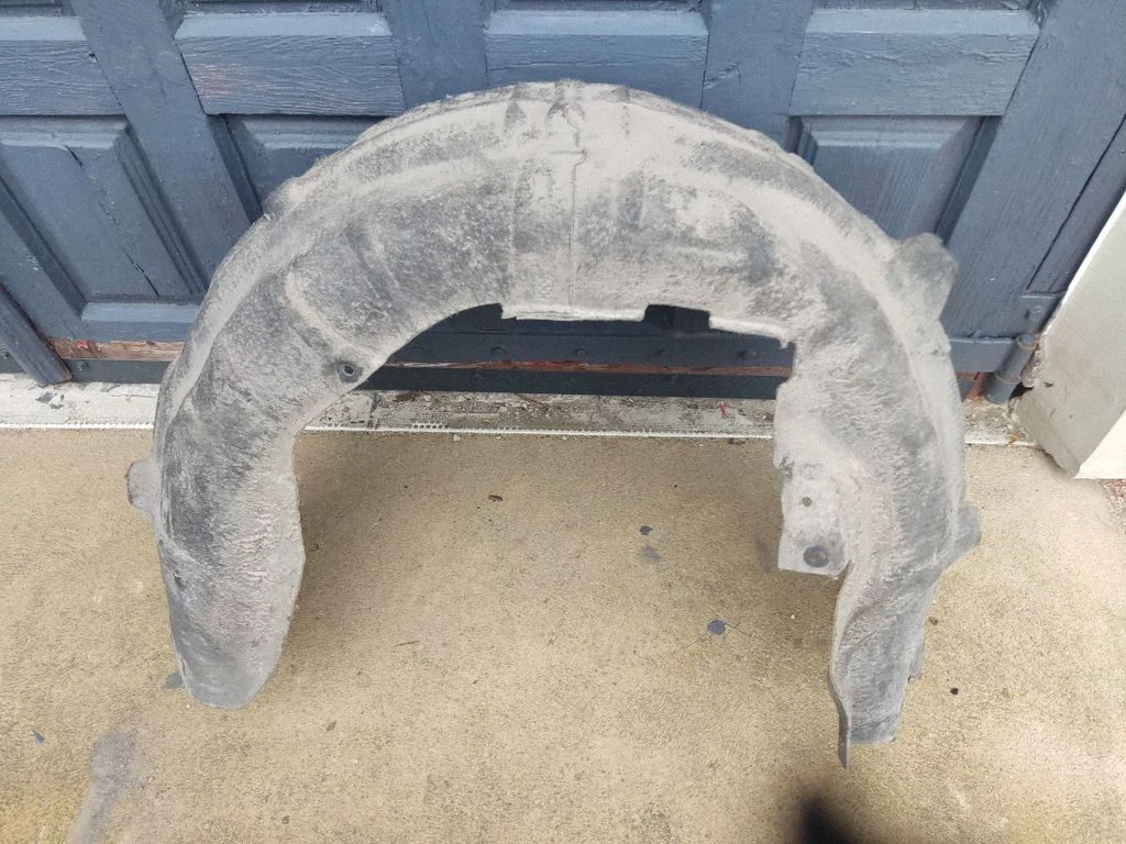 Rear arch fender liner splash guards 9627872