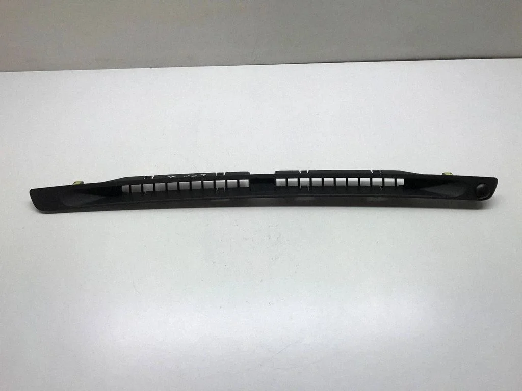 Armatuurlaua õhutusresti kate – Lexus IS 220D-250-350 (2006-2013)