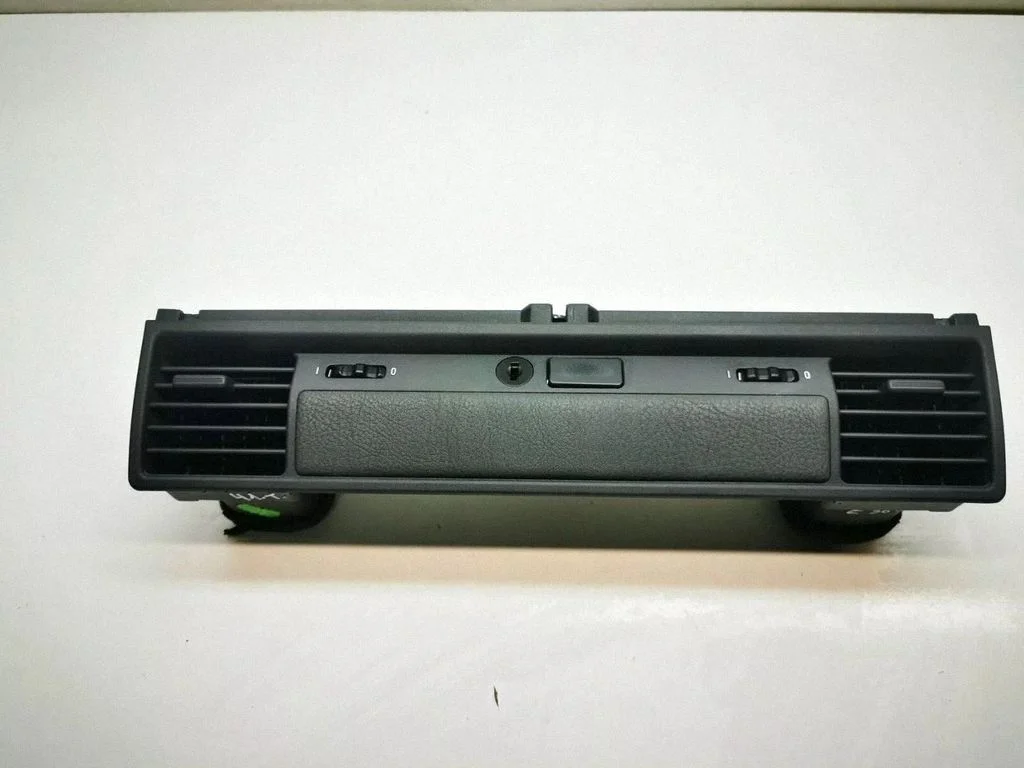 Dash center air vent grill 8162022