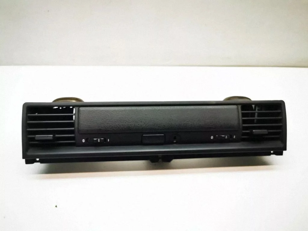 Dash center air vent grill – BMW Z3 E36 (1994-2002)