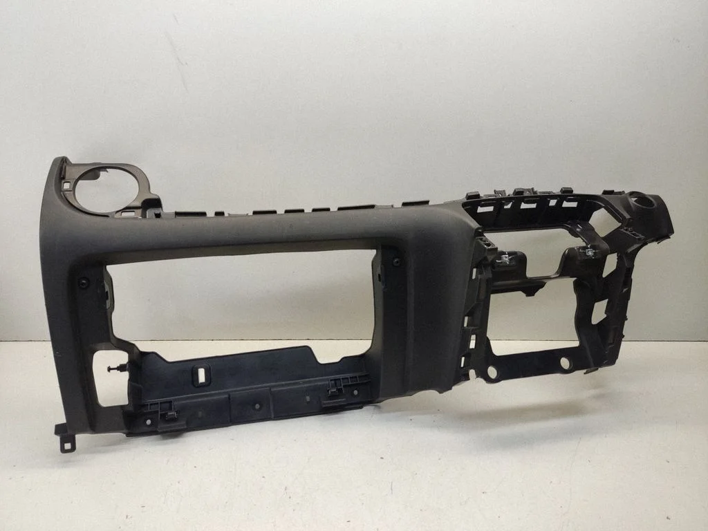 Dashboard center trim panel – Hyundai Kona I (2017-2023)