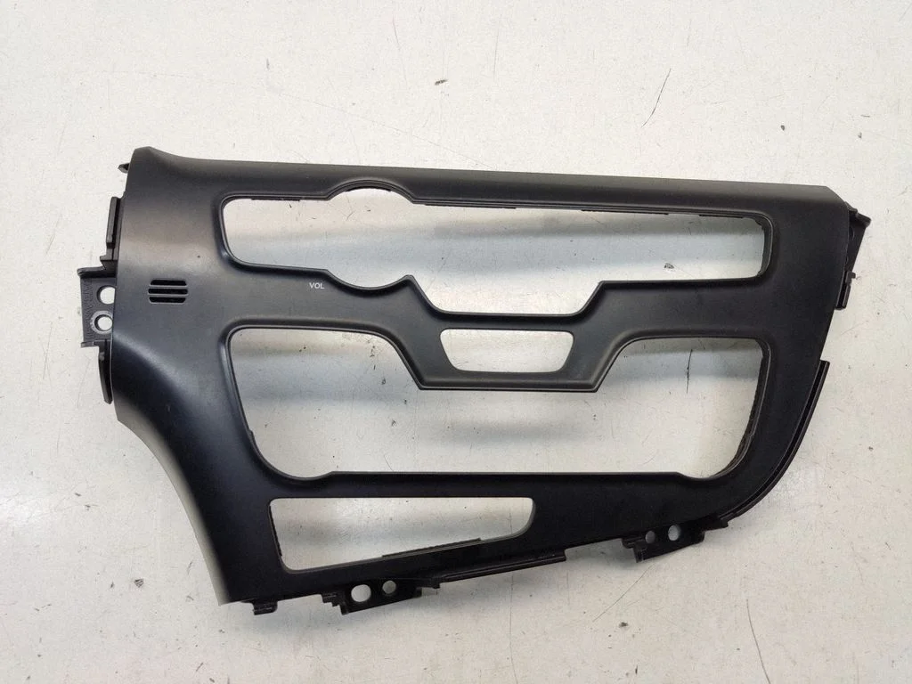 Dashboard center trim panel – KIA Optima (2010-2015)