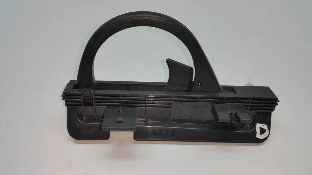 Cup holder – Nissan X-Trail T30 (2001-2007)