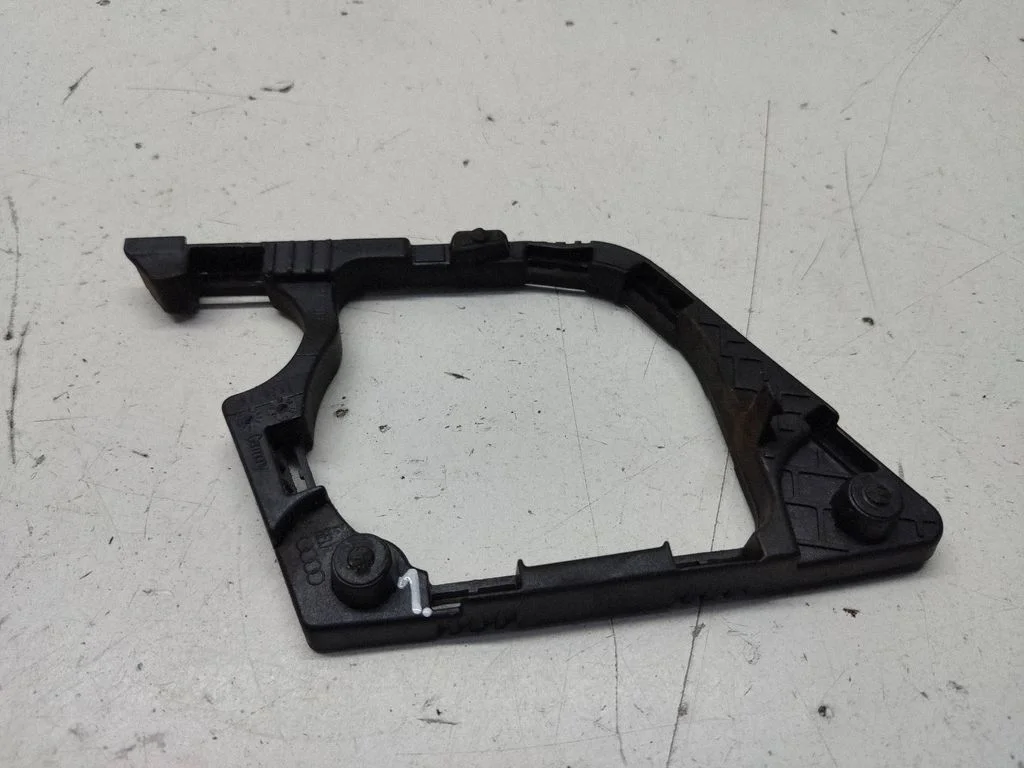Side speaker trim/cover 8R0035427