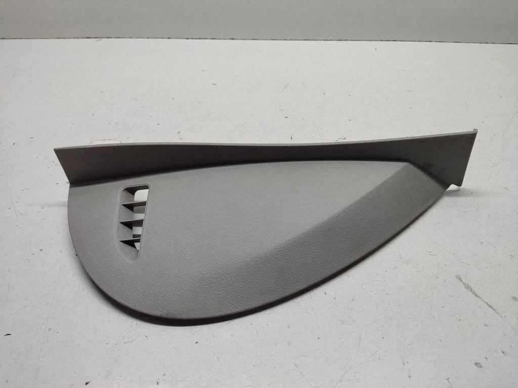 Dashboard side end trim – Chrysler Grand Voyager V (2007-2015)