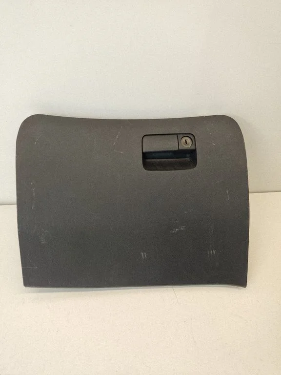 Glove box lid/cover – KIA Sportage (2005-2010)