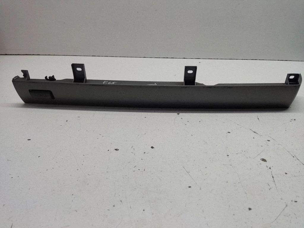Glove box handle – BMW 7 Series E65 E66 (2001-2008)
