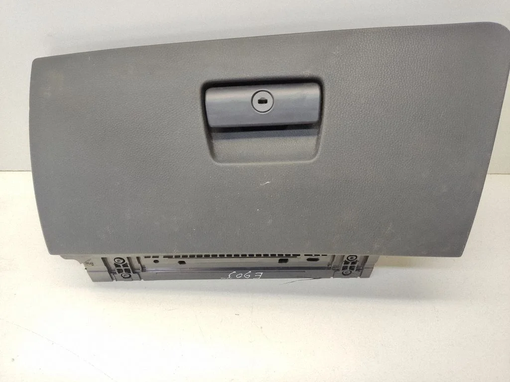 Glove box set – BMW 3 Series E90 E91 (2005-2012)