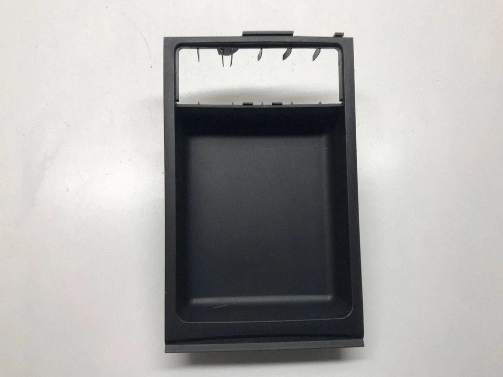 Keskkonsooli panipaik 96924CB000