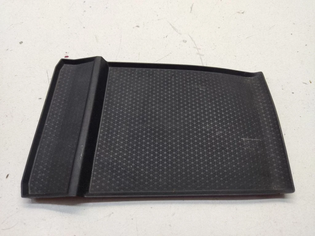 Glove box pad 6806851