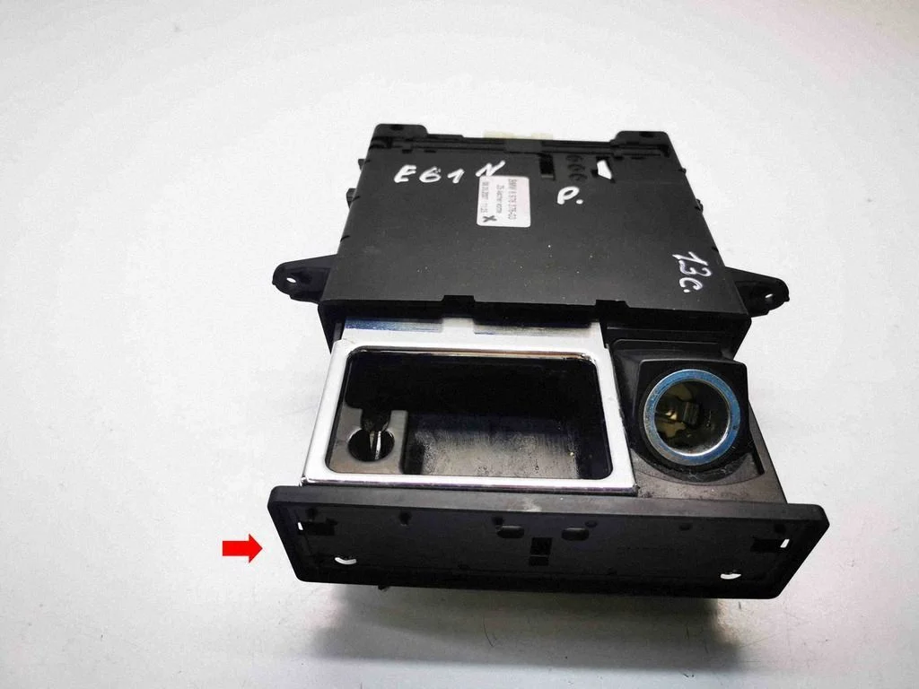 Ashtray (front) – BMW 5 Series E60 E61 (2004-2010)