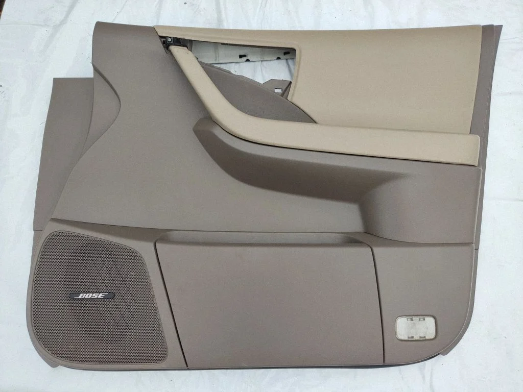 Front door card panel trim 80900CC01B