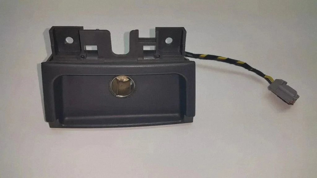 Cigarette lighter rear – Volvo S80 (2004-2006)