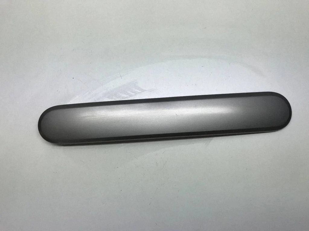Other front door trim element – left