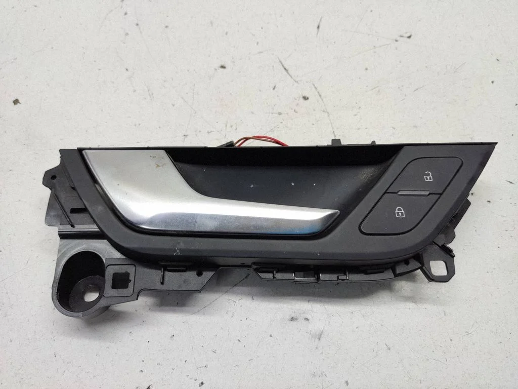 Front door interior handle – Audi A6 C7 (2011-)