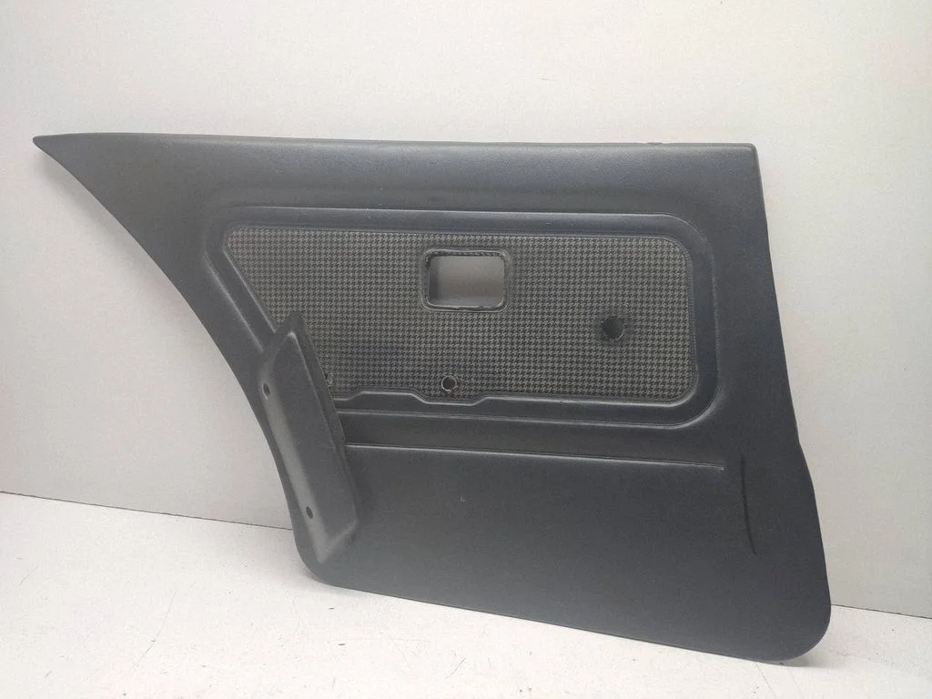 Rear door card panel trim – BMW 3 Series E30 (1983-1994)