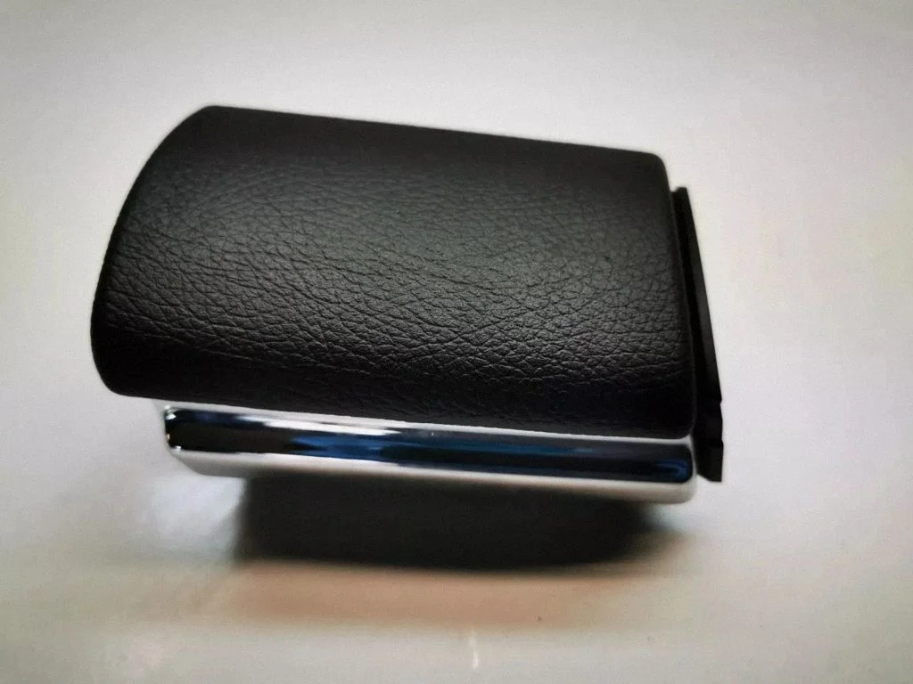 Rear door ashtray – Mercedes-Benz S-Class W221 (2005-2013)