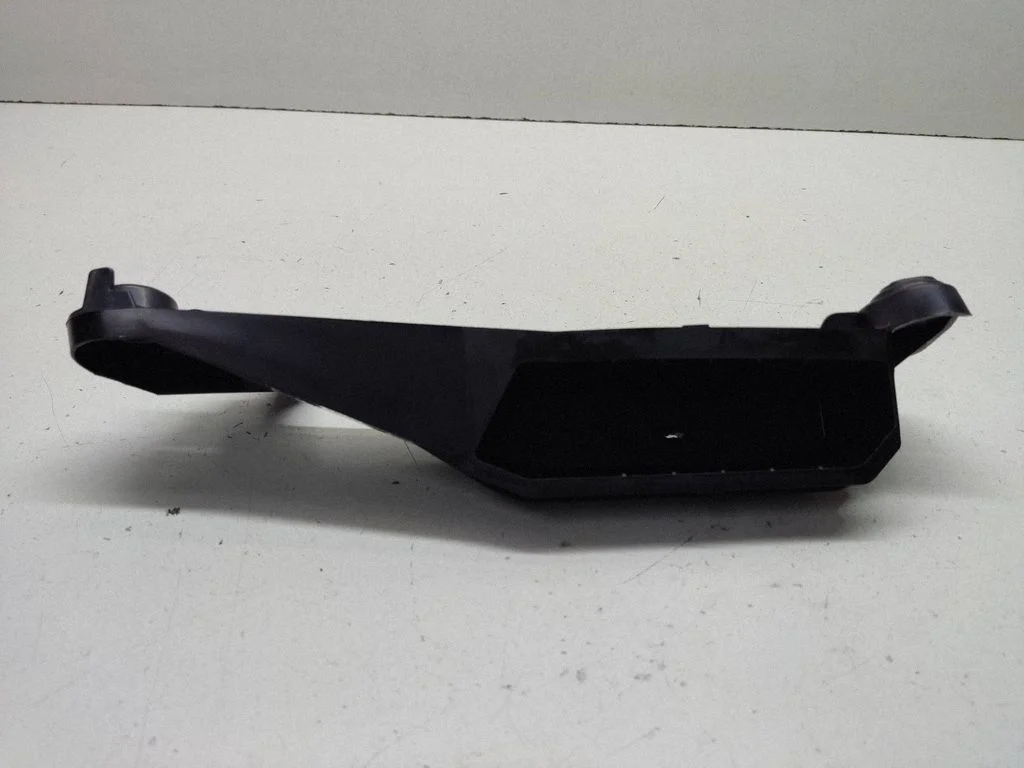 Other rear door trim element 9835148580