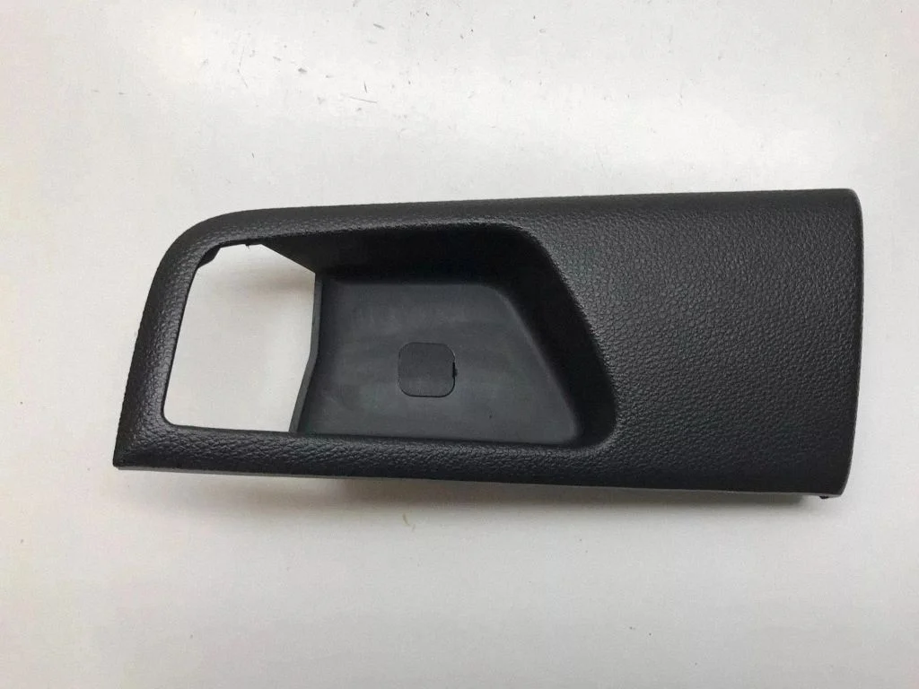 Rear door handle trim – KIA Sportage (2005-2010)