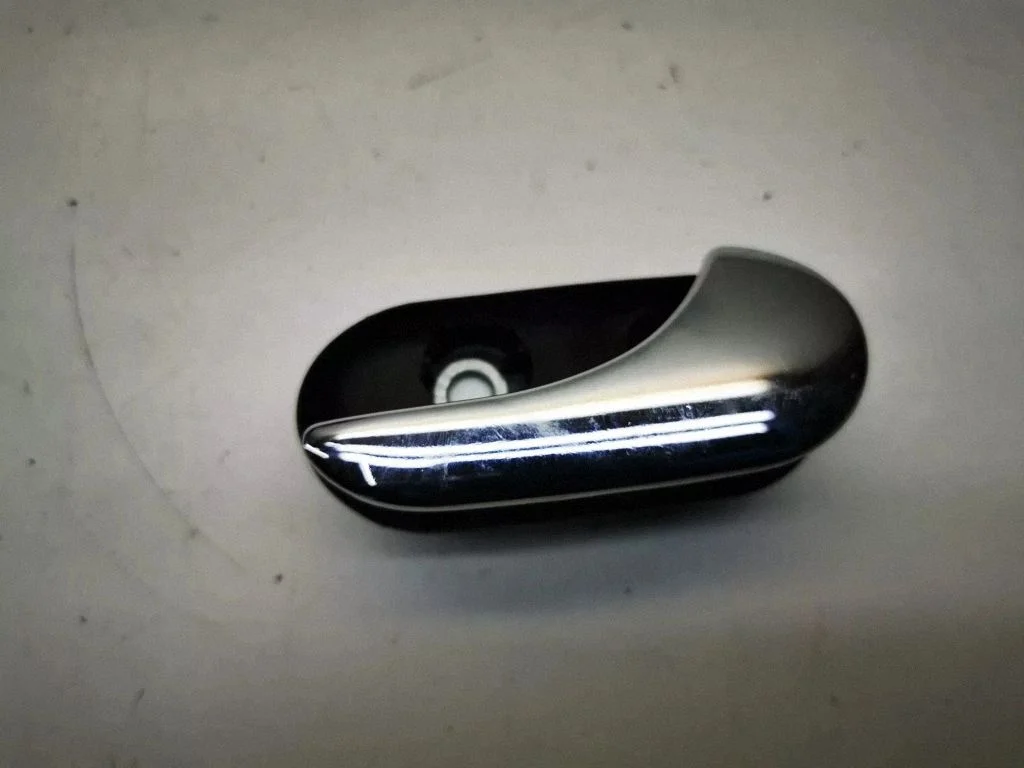 Rear door interior handle trim – Saab 9-5 (1998-2005)