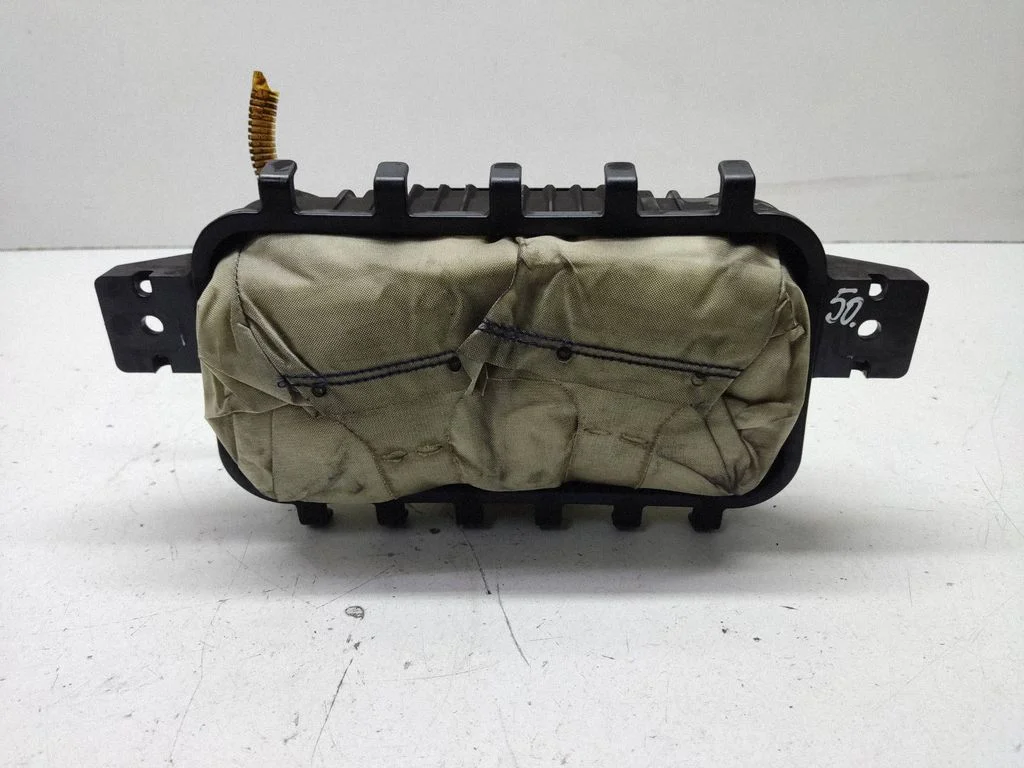 Passenger airbag J784591100