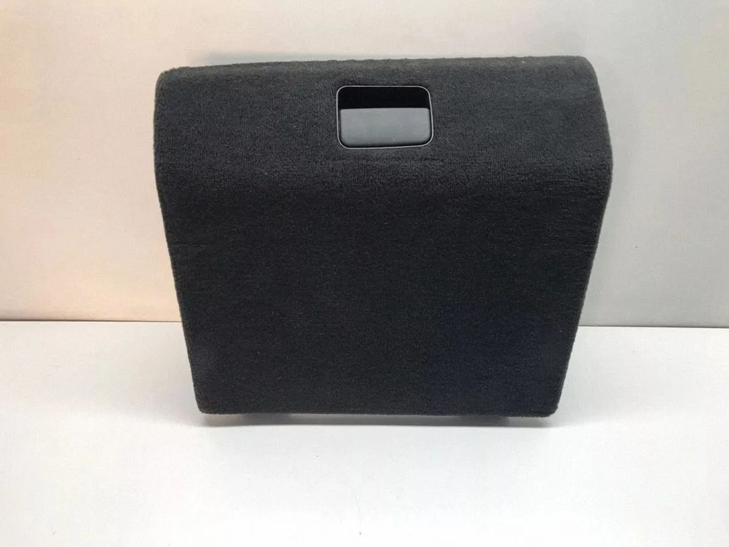 Trunk/boot trim cover – left