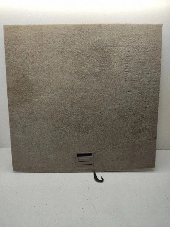 Trunk/boot floor carpet liner – rear