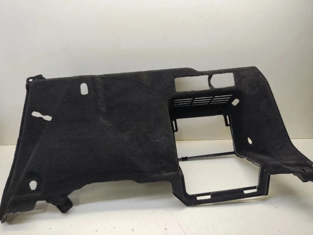 Trunk/boot side trim panel 7940936