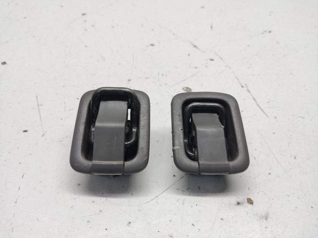 Kinnituskonks / -aas – Nissan Almera N16 (2000-2010)
