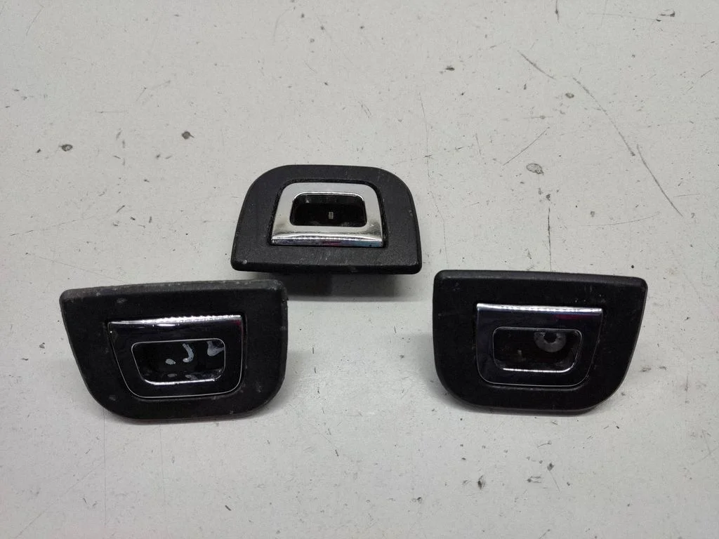 Kinnituskonks / -aas – BMW 5-seeria E39 (1996-2003)