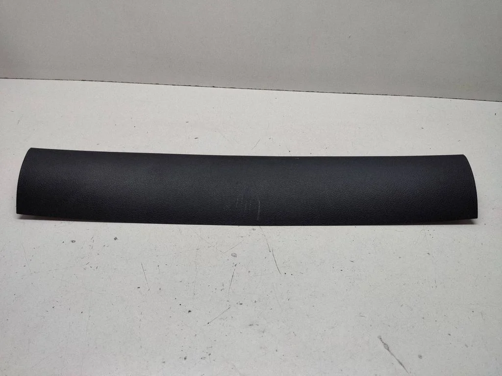 Tailgate/trunk upper cover trim – BMW X1 E84 (2009-2015)