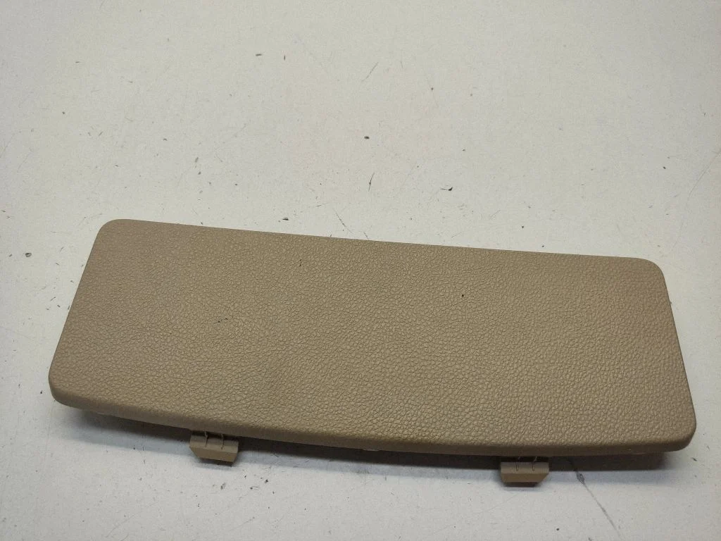 Tailgate/trunk upper cover trim – Nissan Murano Z50 (2002-2008)