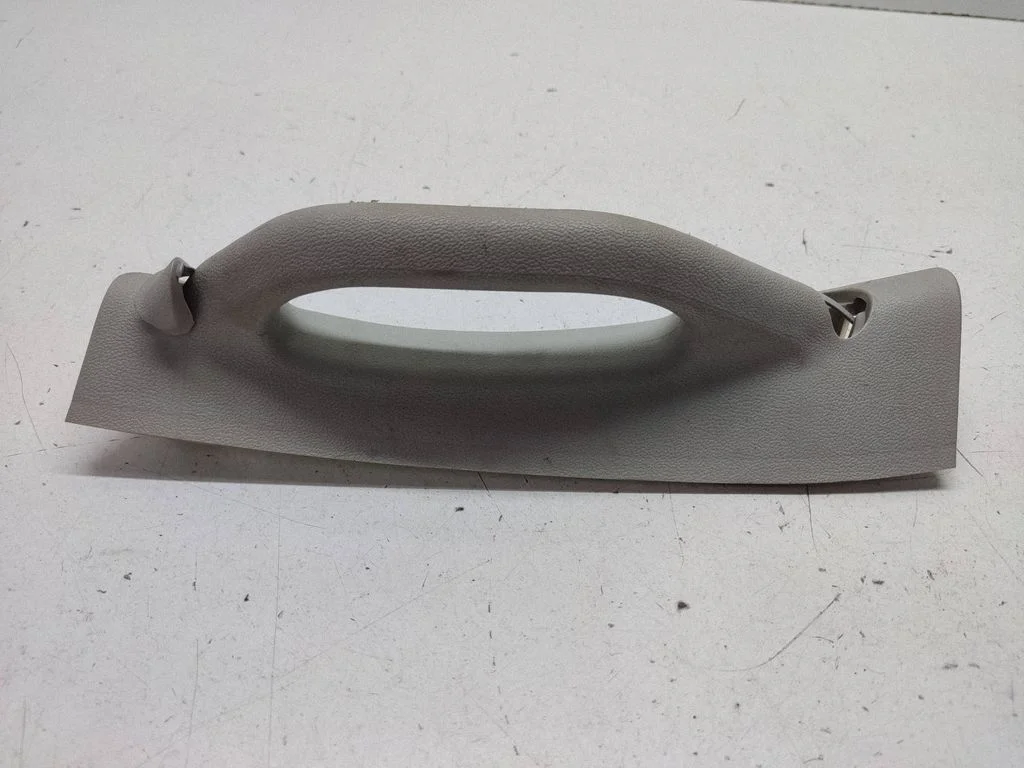 Rear interior roof grab handle – Chrysler Grand Voyager V (2007-2015)