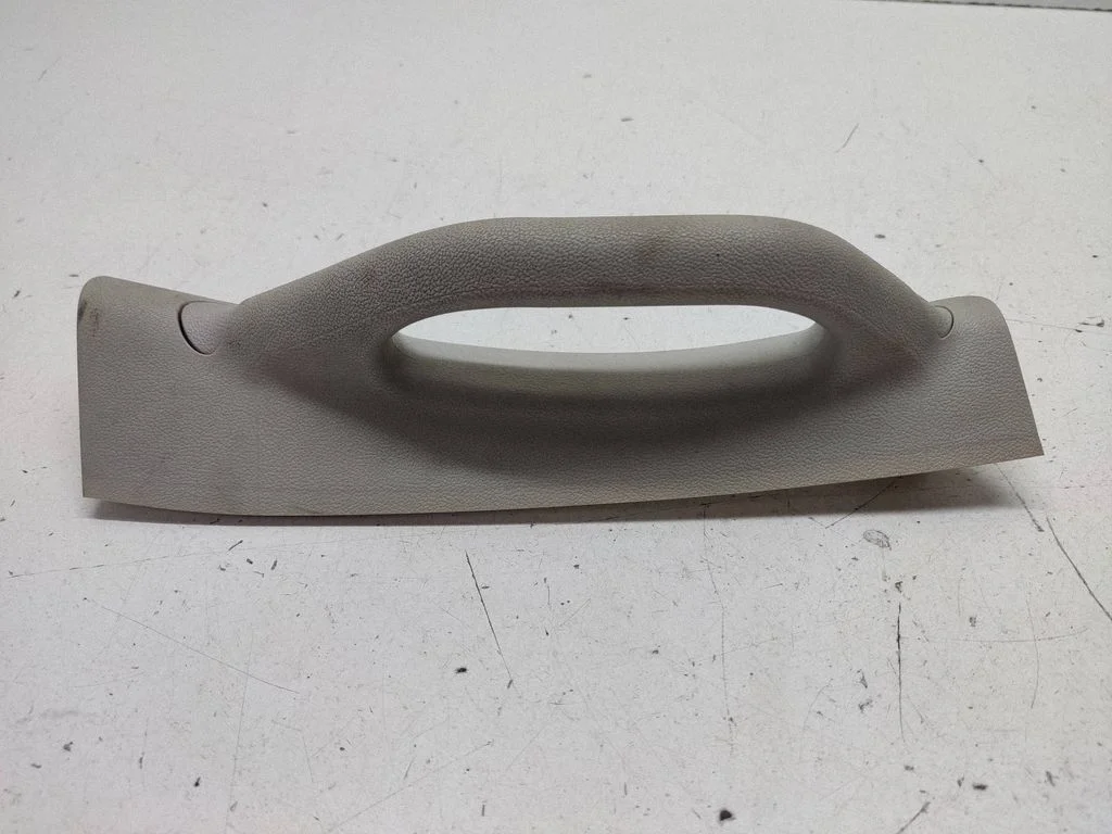 Rear interior roof grab handle – Chrysler Grand Voyager V (2007-2015)