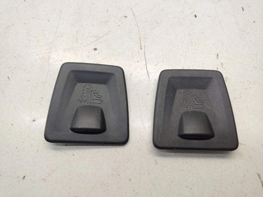 Cover in windowsill – BMW 5 Series F10 F11 (2009-2016)