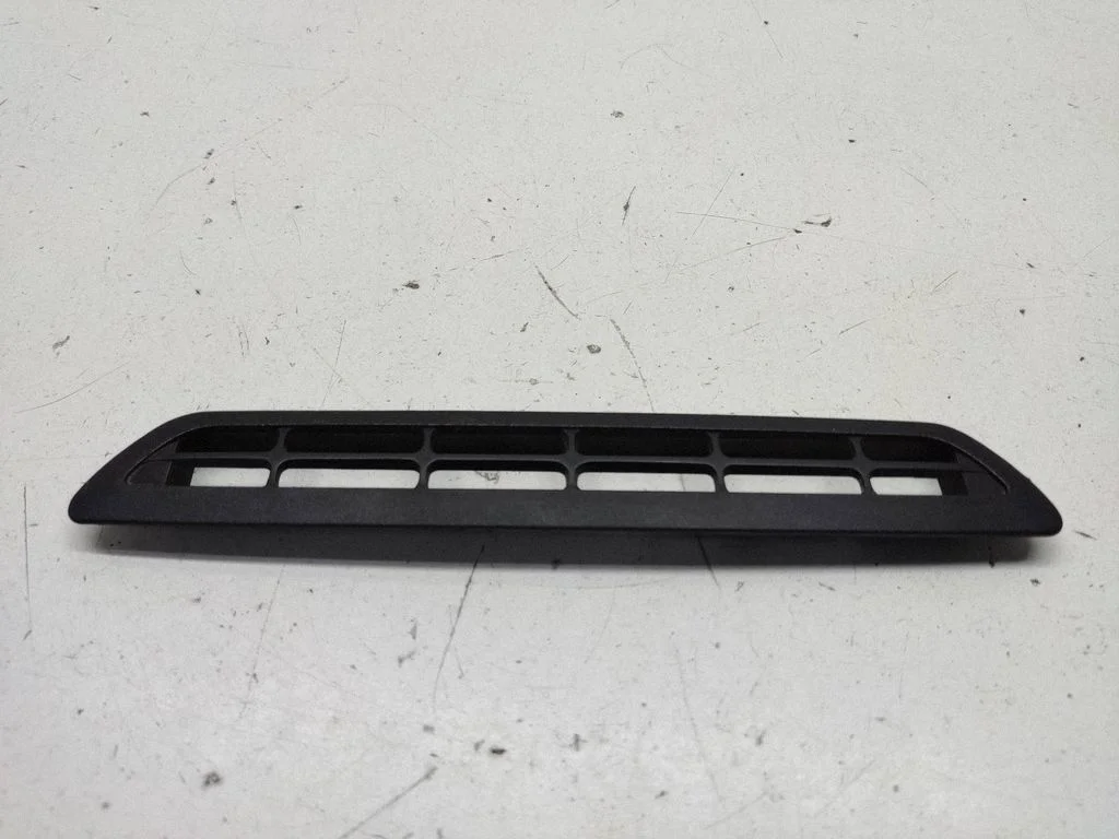 Pakiriiuli rest – BMW 3-seeria E30 (1983-1994)