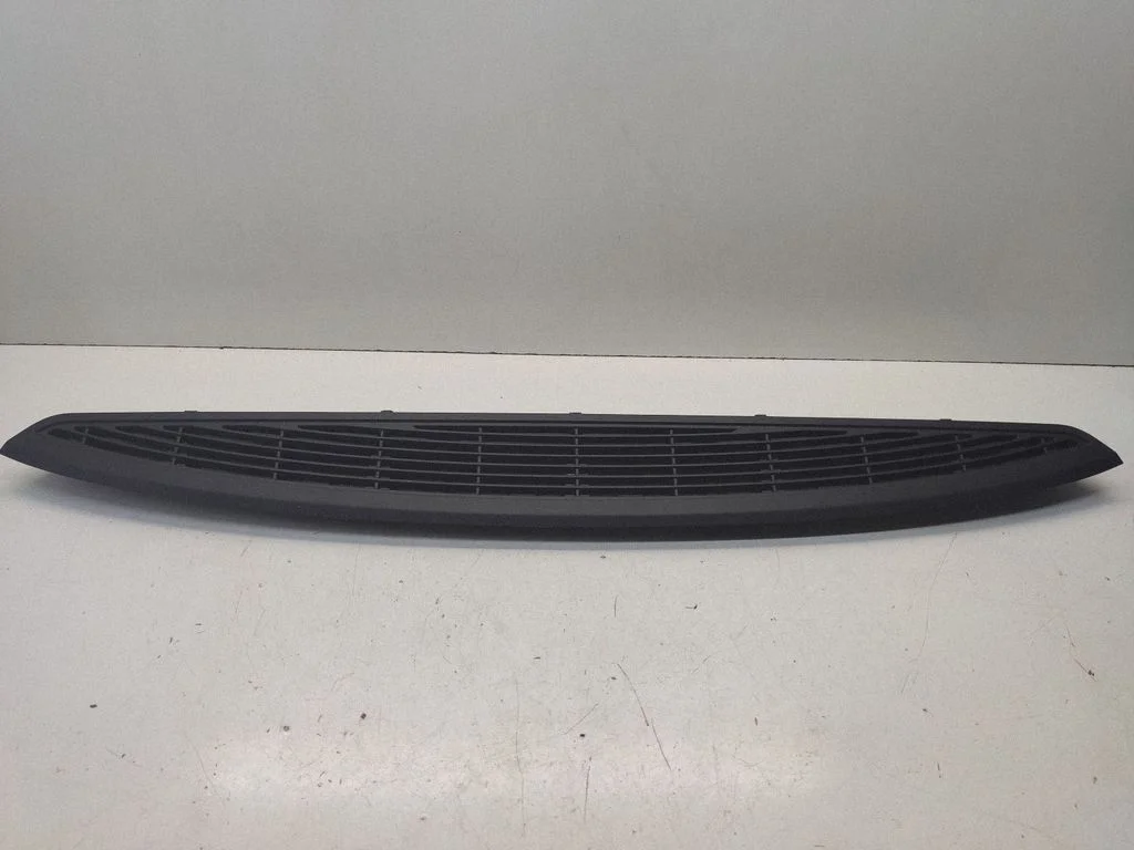 Pakiriiuli rest – BMW 5-seeria F10 F11 (2009-2016)