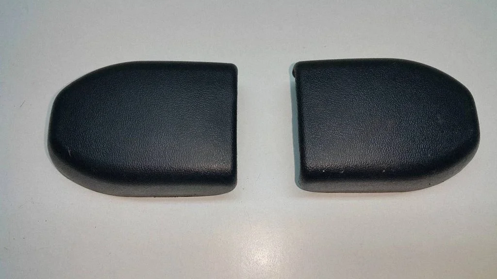 Seat belt trim