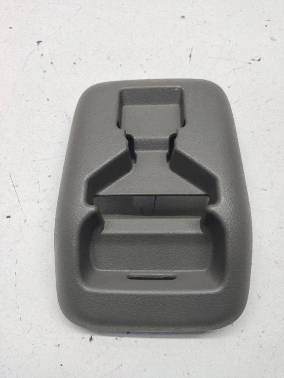Seat belt trim NF1W3Y