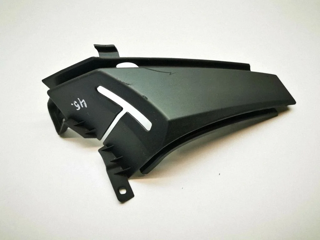 Seat belt trim 7038354