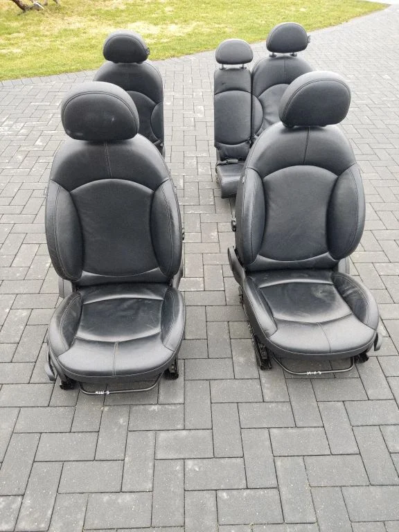 Seat set – Mini Cooper Countryman R60 (2011-2016)