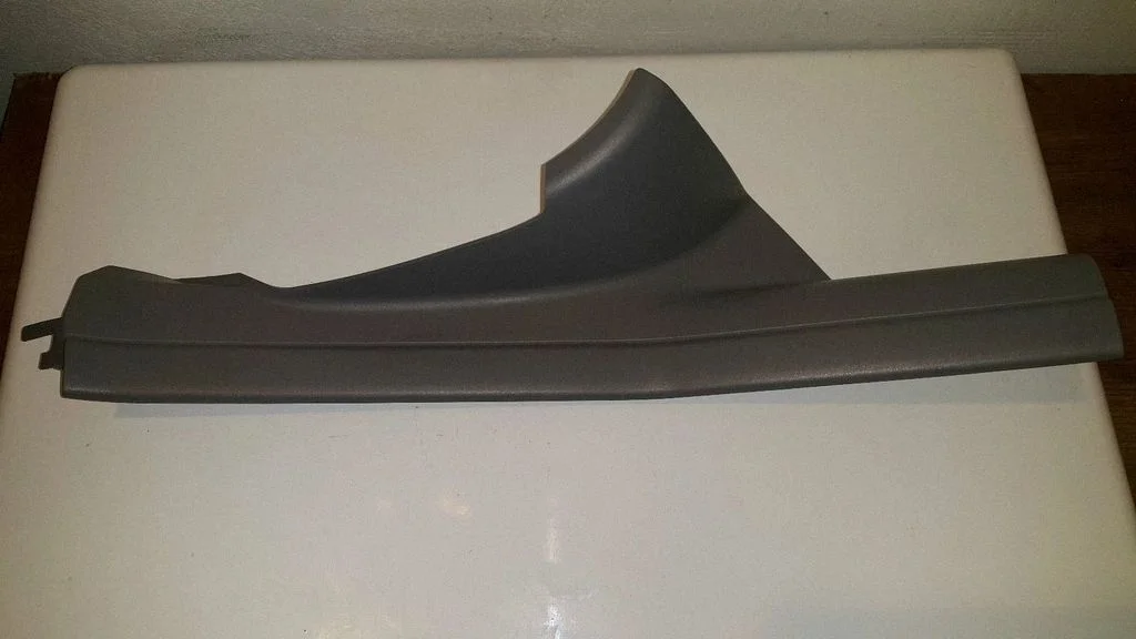 Rear sill trim cover 8193792