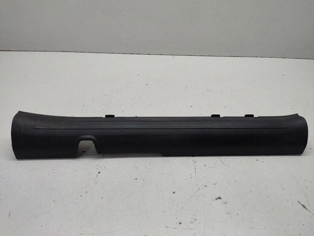 Front sill trim cover 85871Q0000