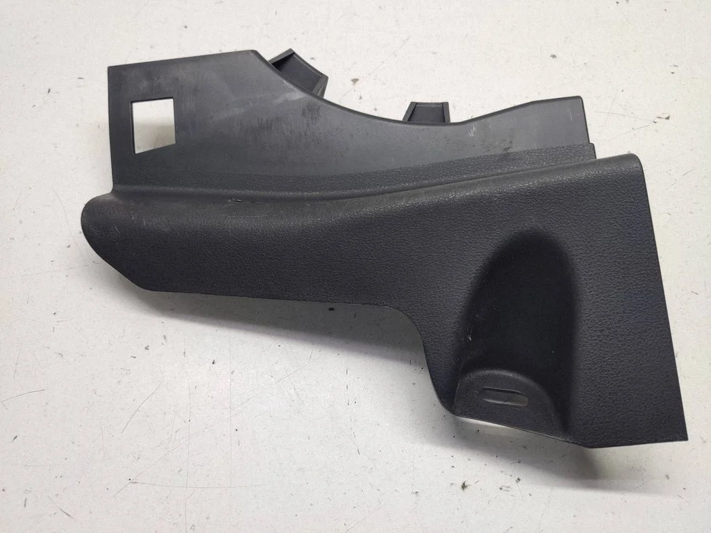 Front sill trim cover – Nissan Qashqai+2 (2008-2010)