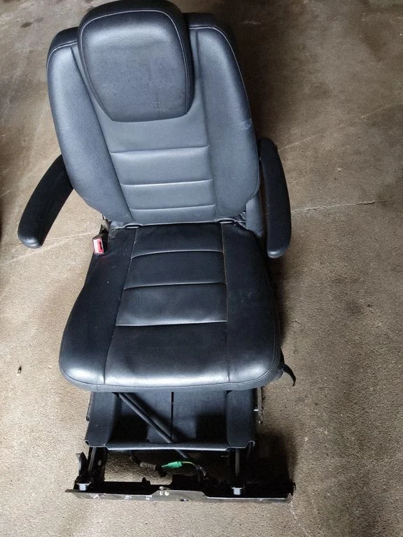 Second row seats – Chrysler Grand Voyager V (2007-2015)