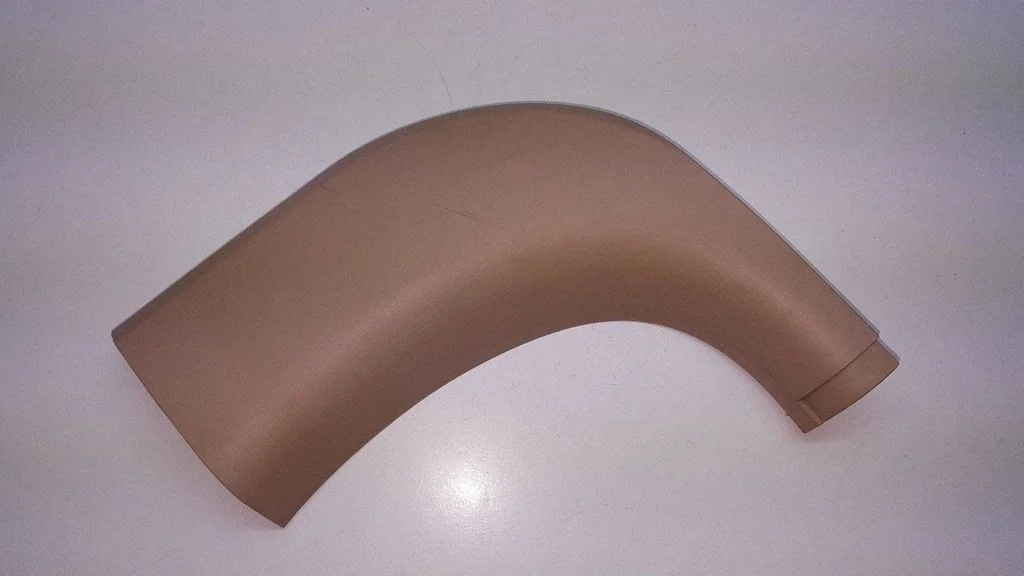 Foot area side trim 8220011