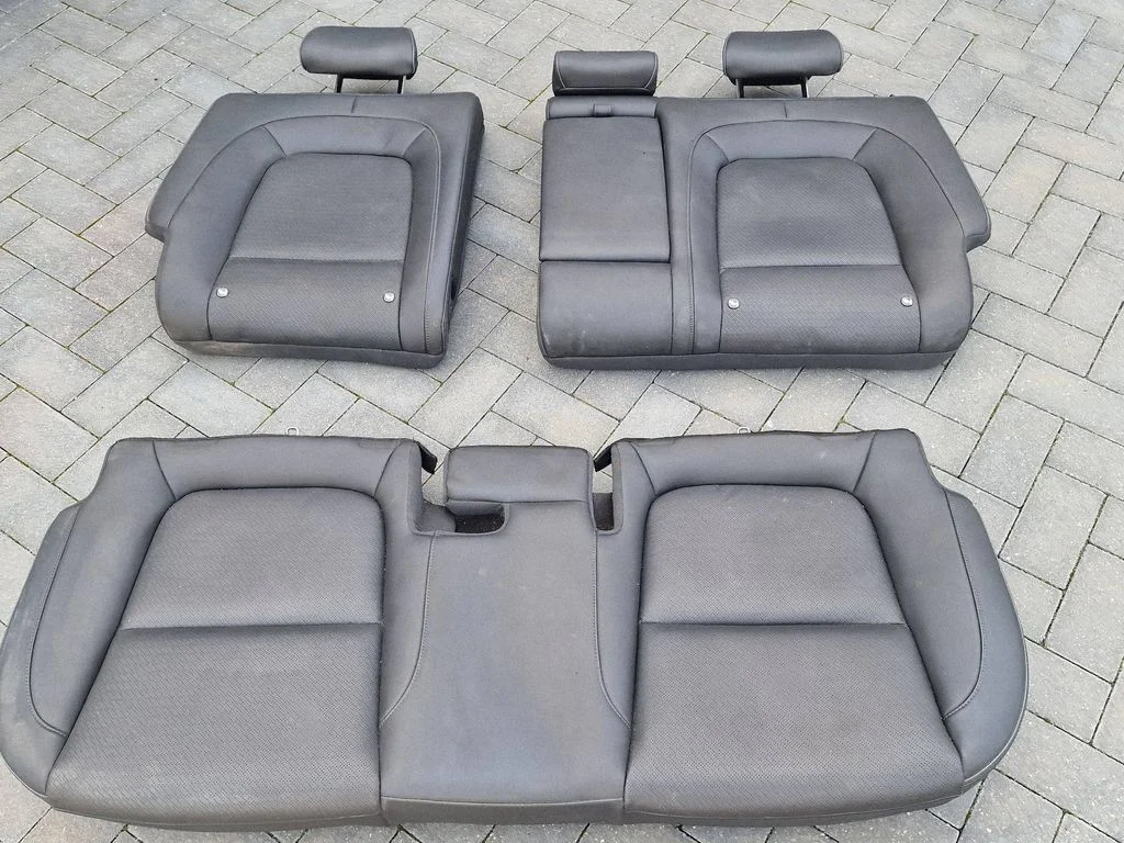Rear seat 89196CM000