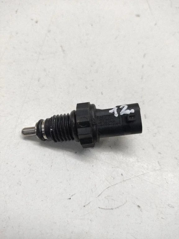 Czujnik temperatury płynu chłodniczego – BMW Seria 5 G30 G31 G38 (2016-)